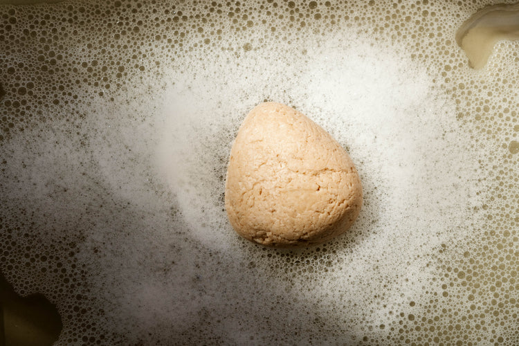 Le Murumuru shampoo bar for dry hair