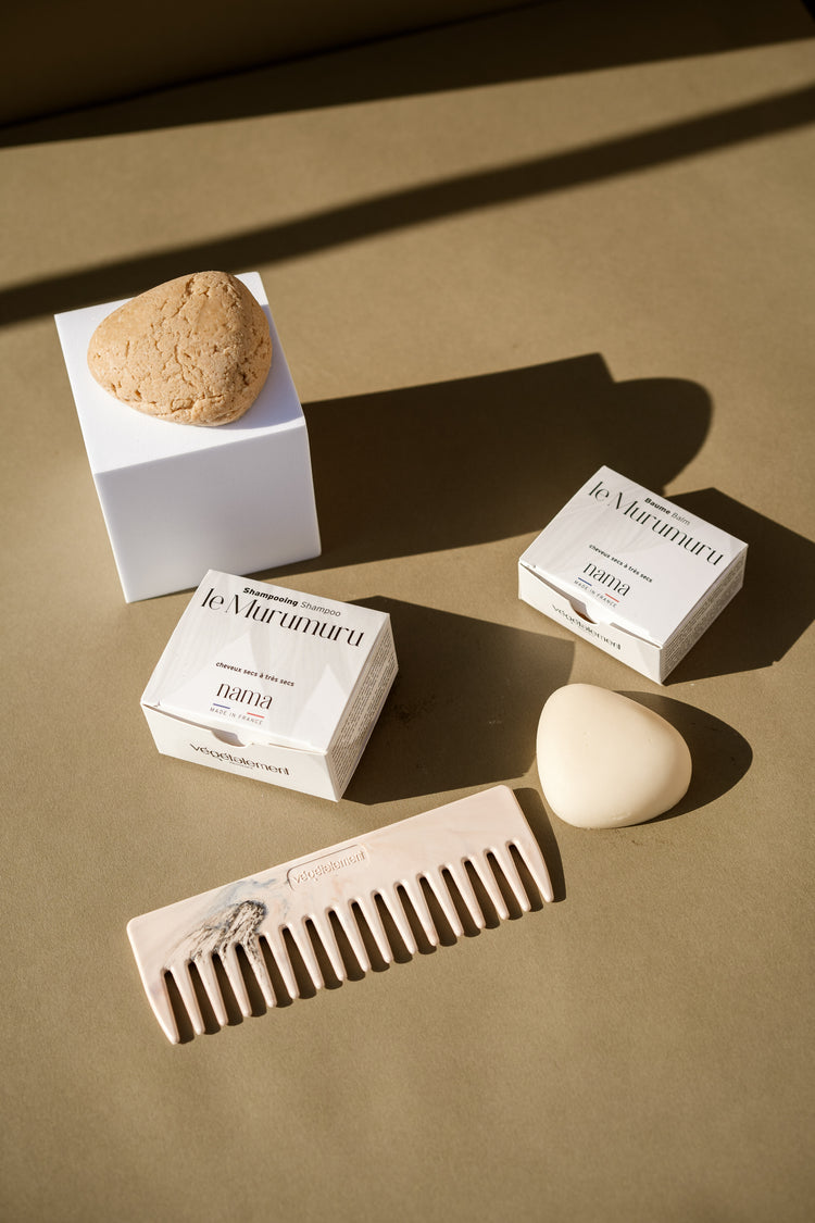 Le Murumuru shampoo bar for dry hair
